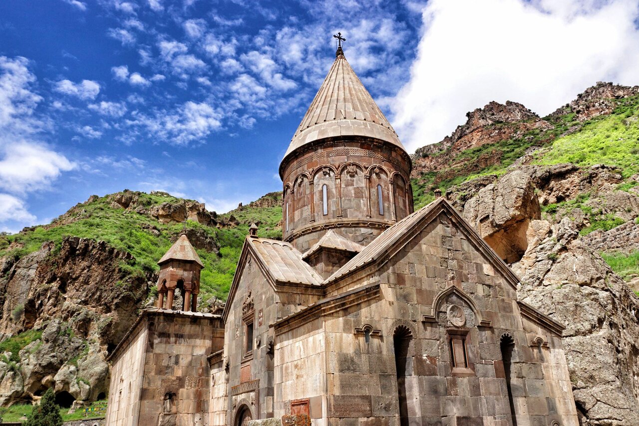 1639108250 42 krot info p khram tatev v armenii krasivie foto 48
